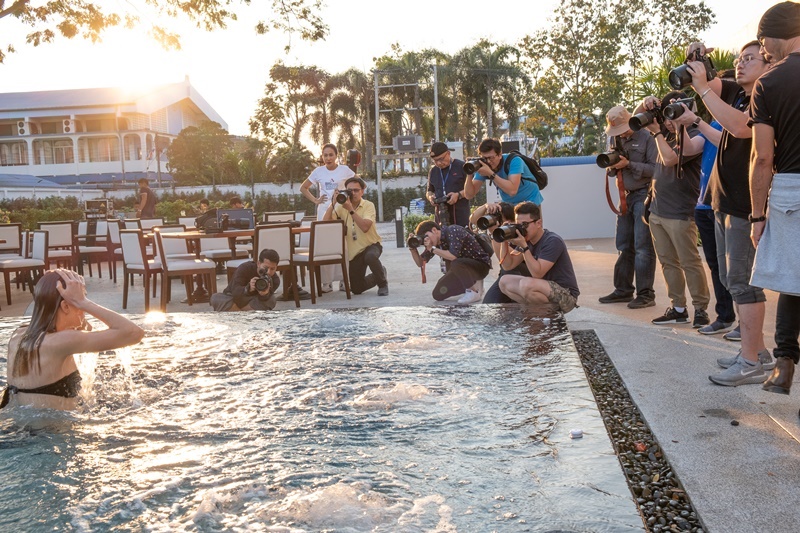 รวมทริคเด็ดถ่ายแฟชั่นเซ็ตยังไงให้อลังการ