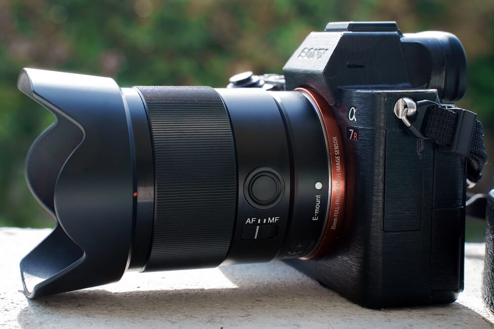 Sony FE 35mm f1.8 เลนส์ไวแสง เบา เล็ก สเปกเหนือราคา