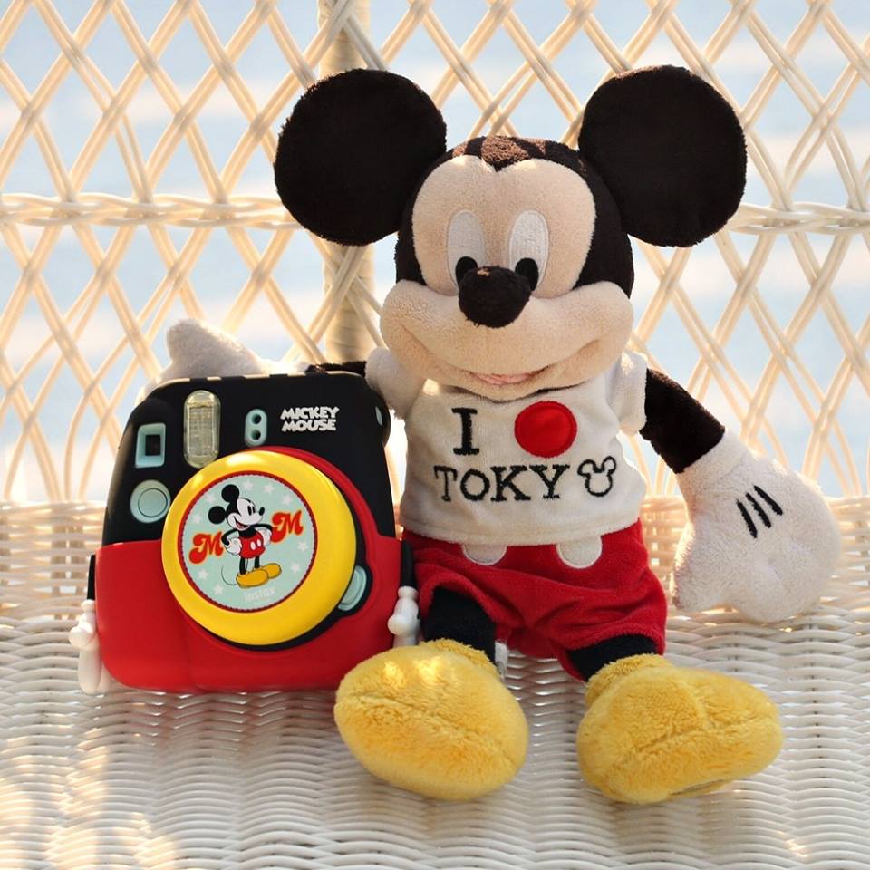 พลาดได้ไง!! เปิดตัวพร้อมจำหน่ายครั้งแรก Fujifilm Instax Mini9 Mickey Mouse Set Exclusive เฉพาะที่ BIG Camera