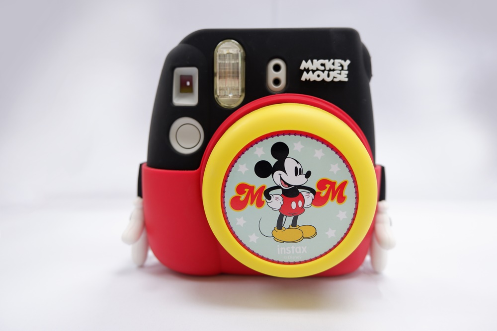 พลาดได้ไง!! เปิดตัวพร้อมจำหน่ายครั้งแรก Fujifilm Instax Mini9 Mickey Mouse Set Exclusive เฉพาะที่ BIG Camera